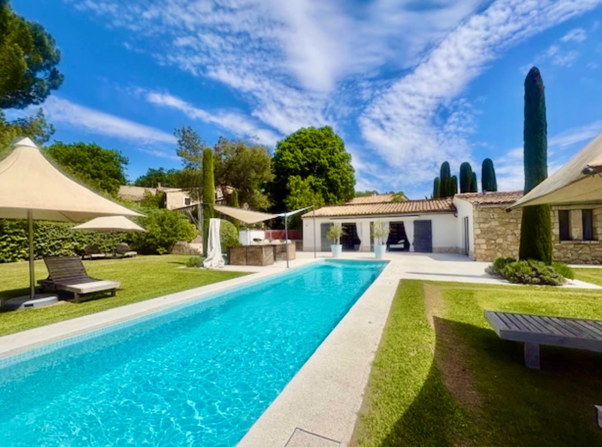 Maison Bertuli Pool 15M heated mit Pool house & Lounge 2026